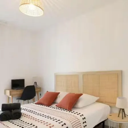 2 Bedrooms - Hometimal - Center - Parking *