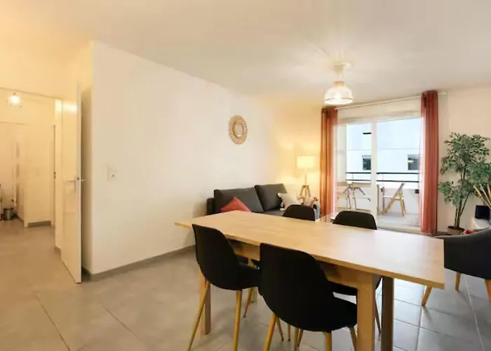 2 Bedrooms - Hometimal - Center - Parking *