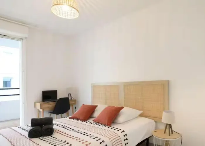 2 Bedrooms - Hometimal - Center - Parking *